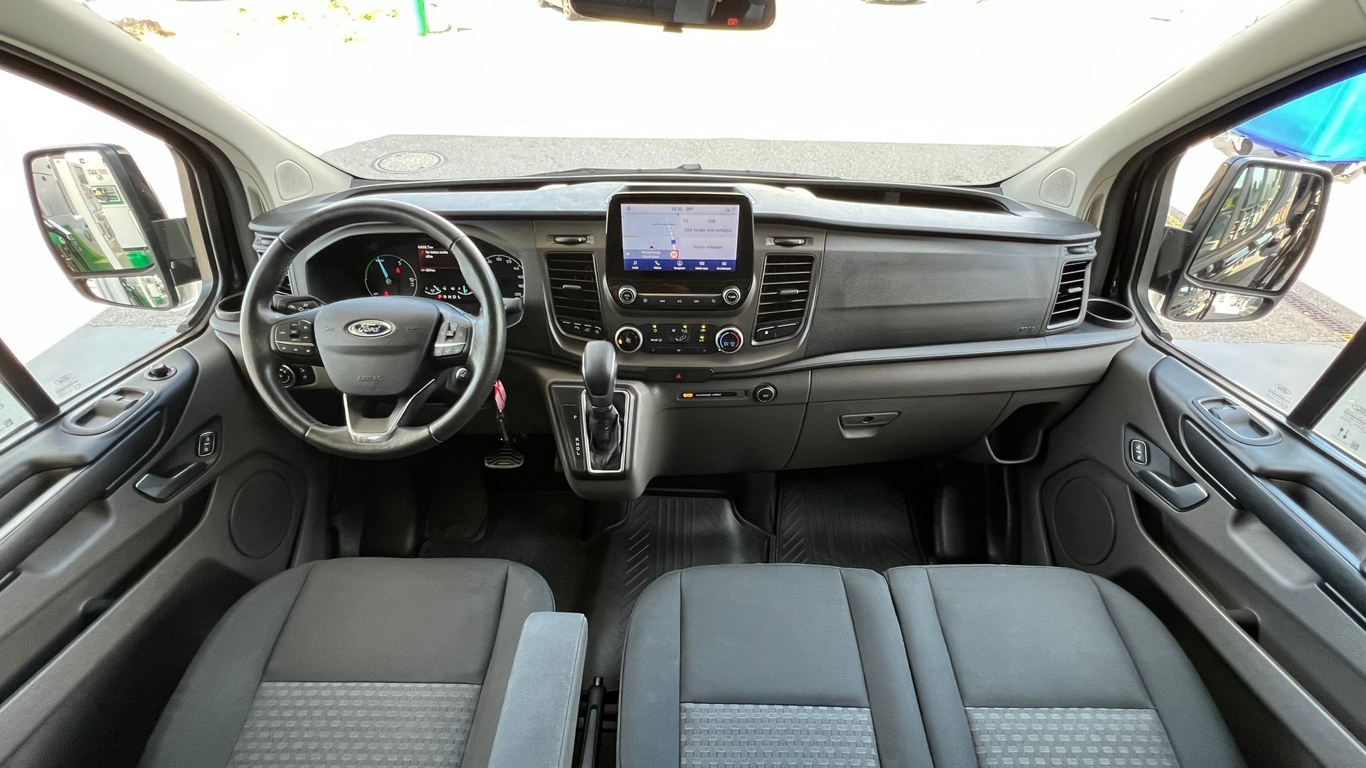 FORD TRANSIT CUSTOM 1.0 ECO BOOST 320 L1H1 TREND PHEV l 126 PS-image-18