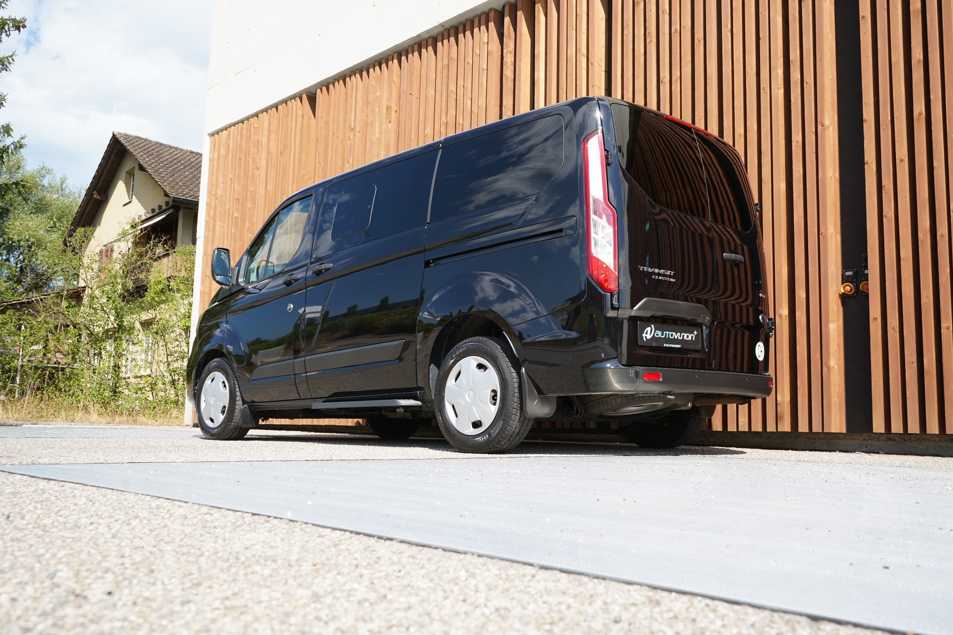 FORD TRANSIT CUSTOM 1.0 ECO BOOST 320 L1H1 TREND PHEV l 126 PS-image-11
