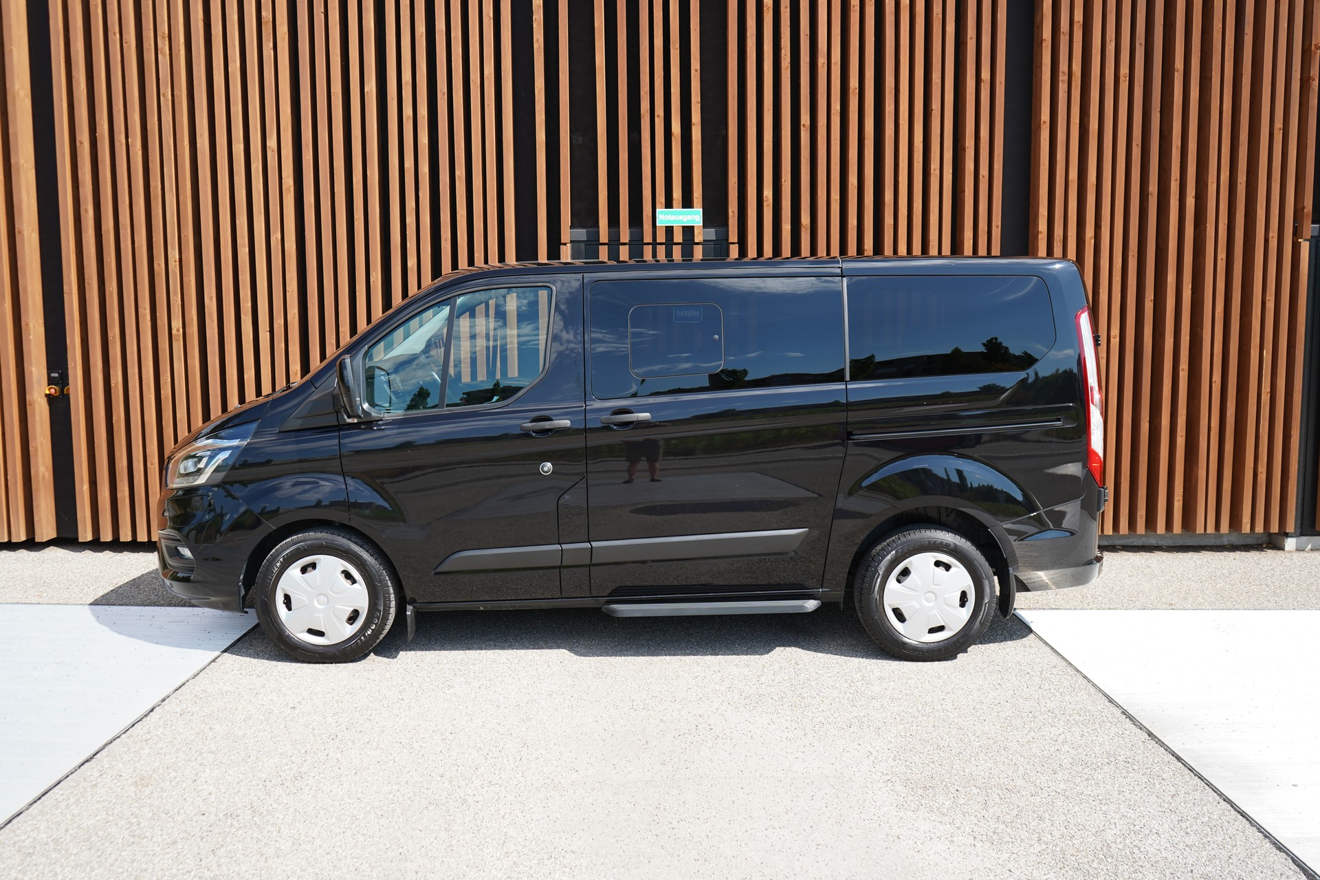 FORD TRANSIT CUSTOM 1.0 ECO BOOST 320 L1H1 TREND PHEV l 126 PS-image-5