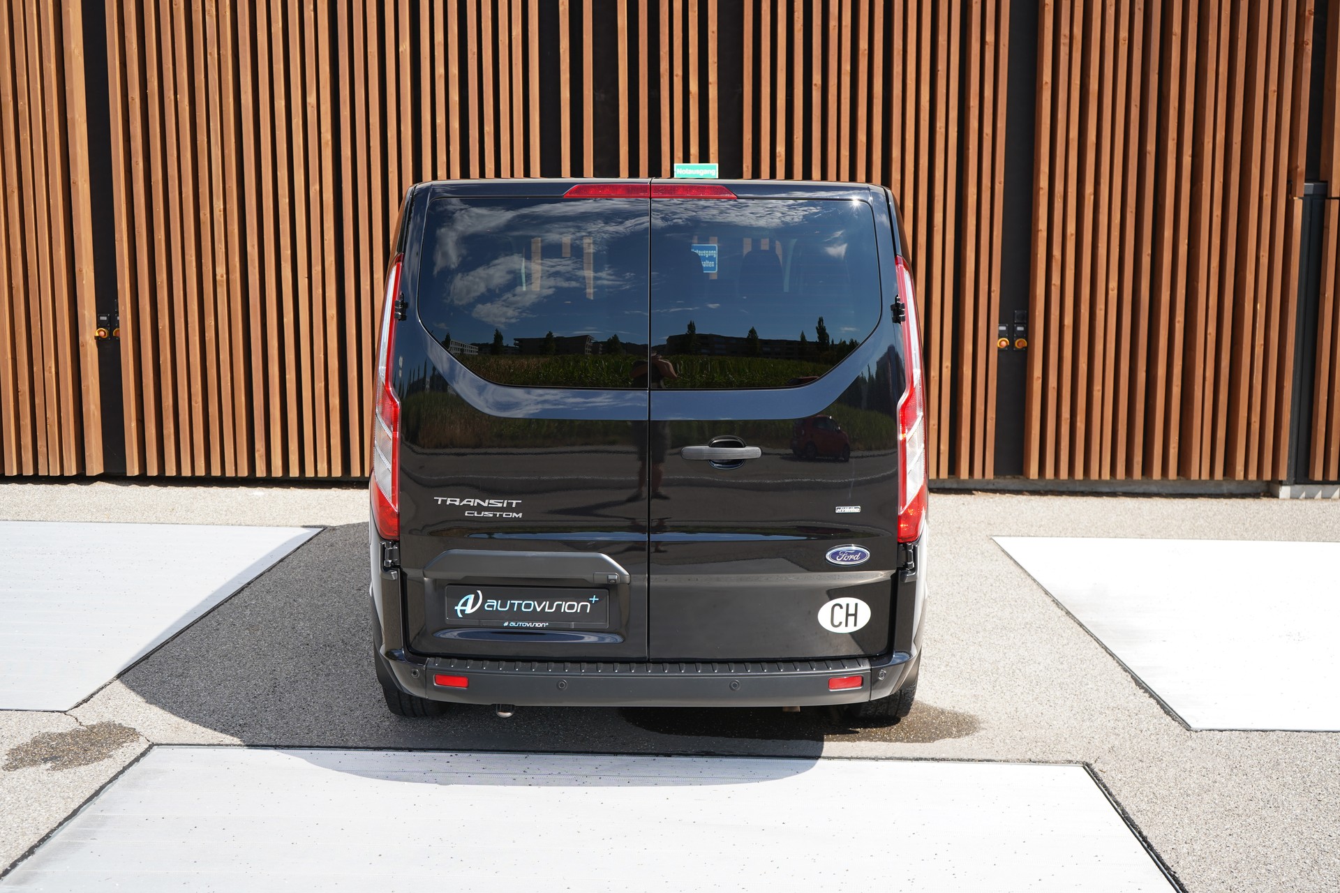 FORD TRANSIT CUSTOM 1.0 ECO BOOST 320 L1H1 TREND PHEV l 126 PS-image-14