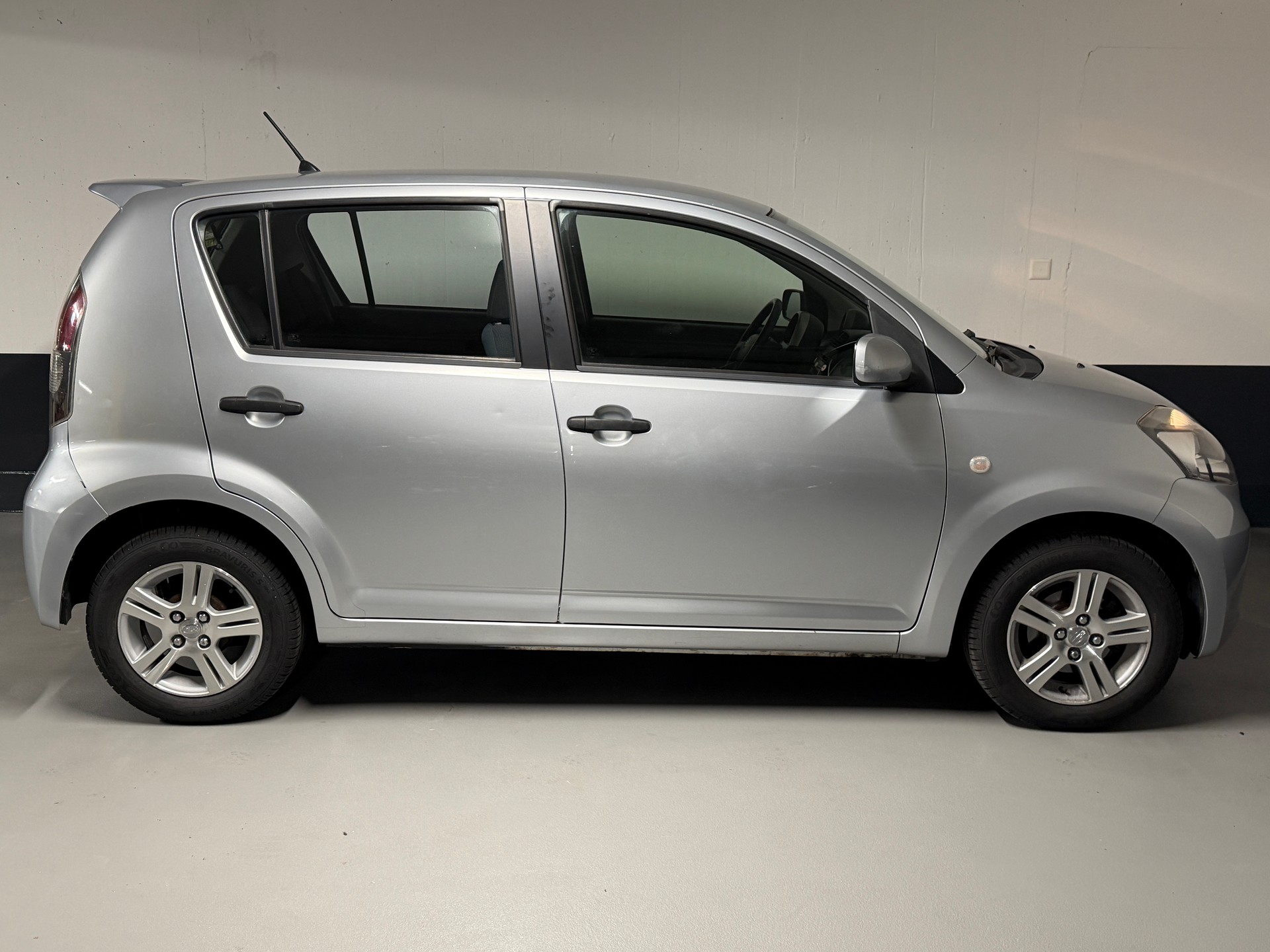 DAIHATSU SIRION-image-6