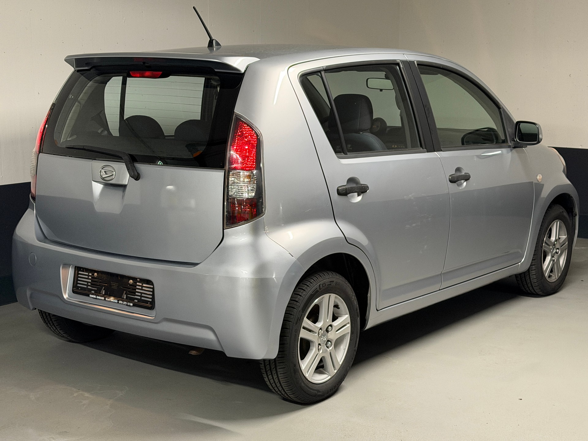 DAIHATSU SIRION-image-5