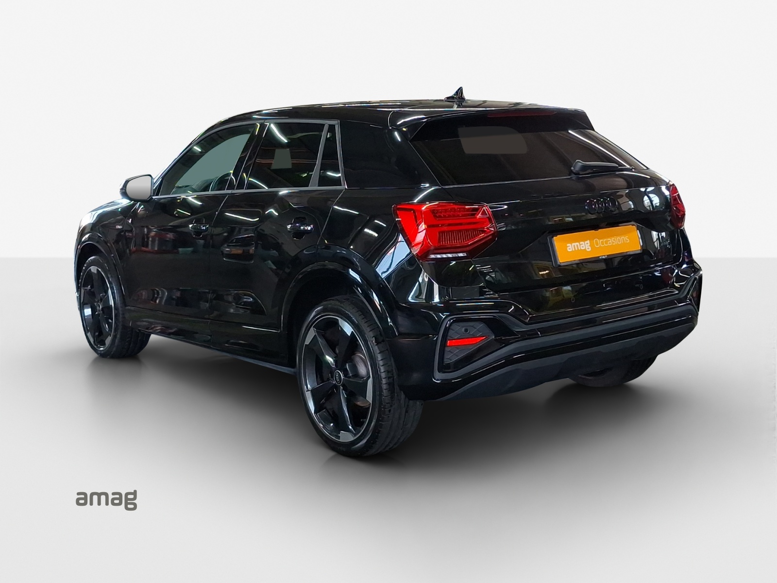 AUDI Q2 35 TFSI S line S-tronic-image-2