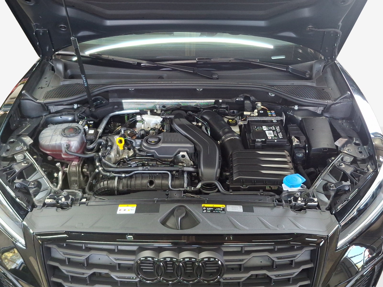 AUDI Q2 35 TFSI S line S-tronic-image-15