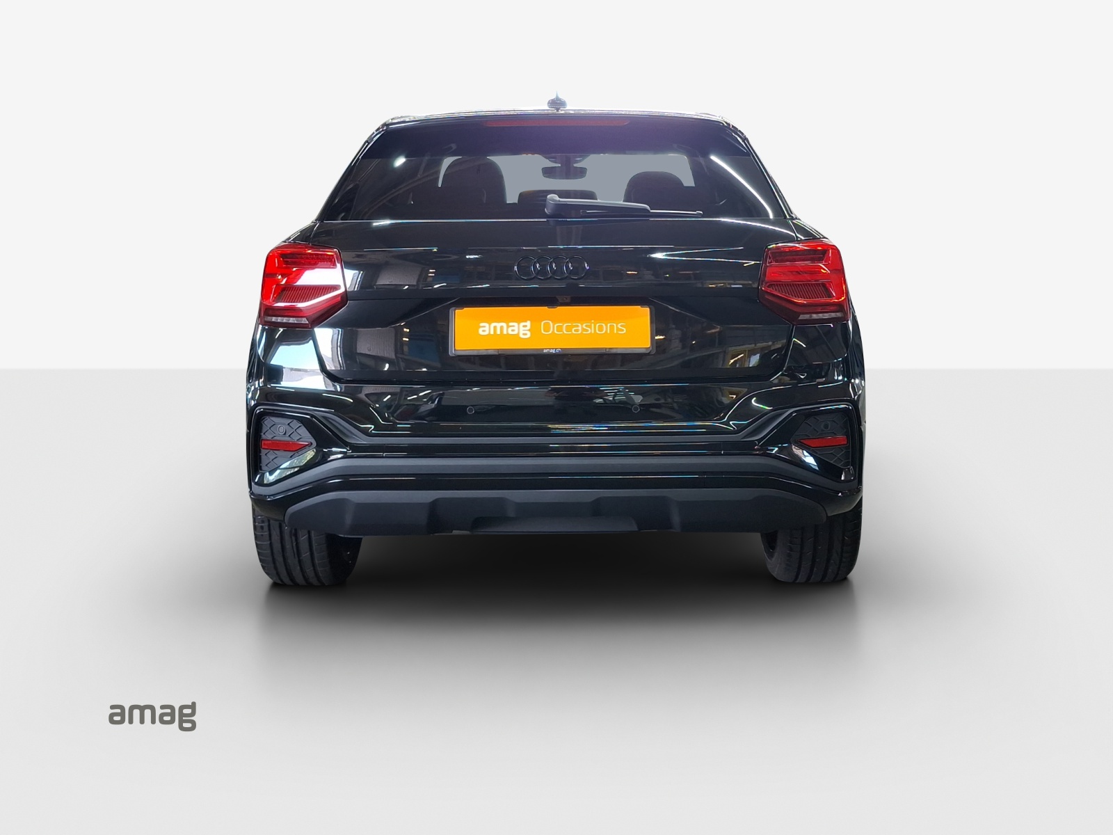 AUDI Q2 35 TFSI S line S-tronic-image-3