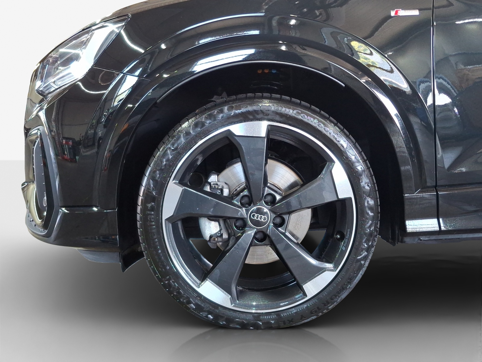 AUDI Q2 35 TFSI S line S-tronic-image-14