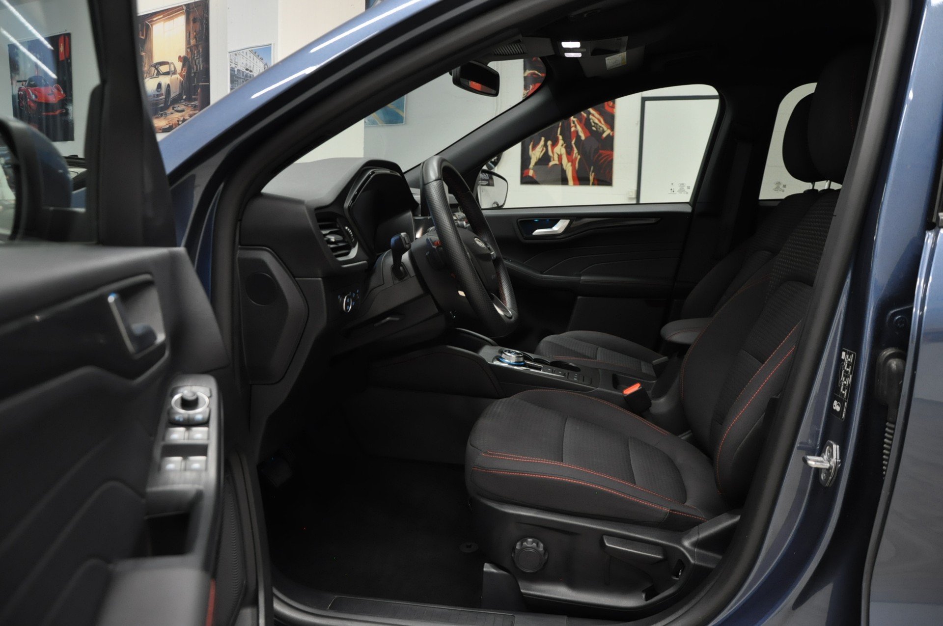 FORD Kuga 2.0 TDCi EcoBlue ST-Line 4WD-image-8