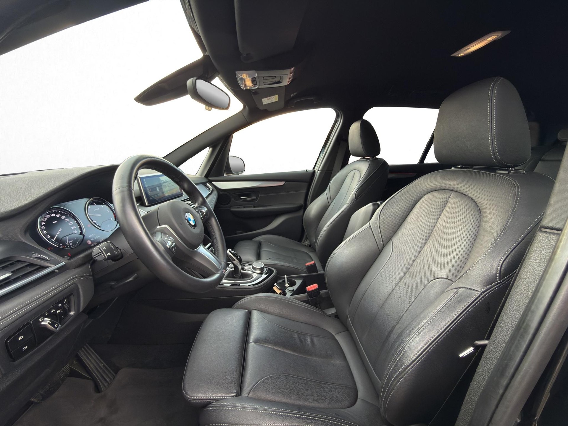 BMW 220d xDrive SAG Gran Tourer M Sport-image-10