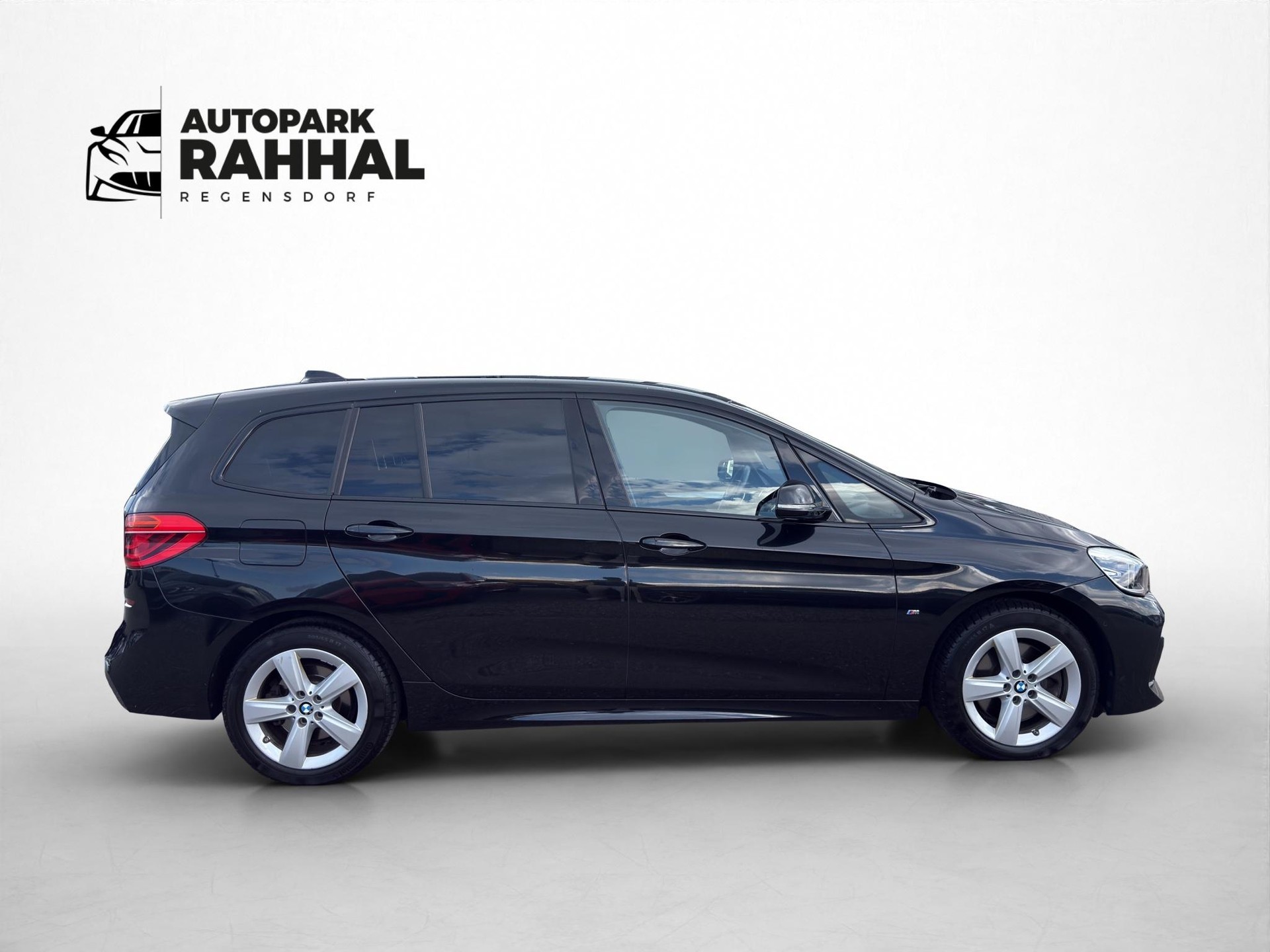 BMW 220d xDrive SAG Gran Tourer M Sport-showroom-element-3