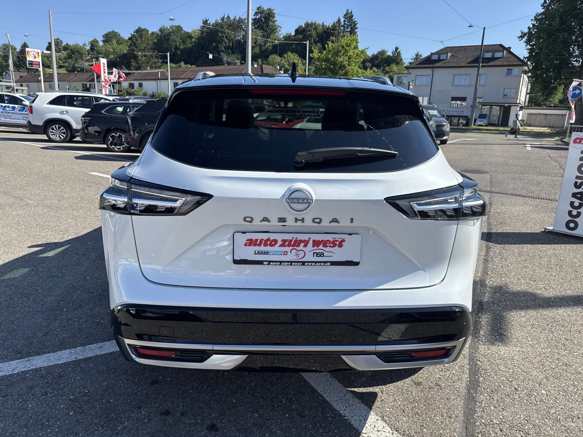 NISSAN Qashqai 1.3 DIG-T MHEV Tekna+ 4x4 Xtronic-Automat-image-14