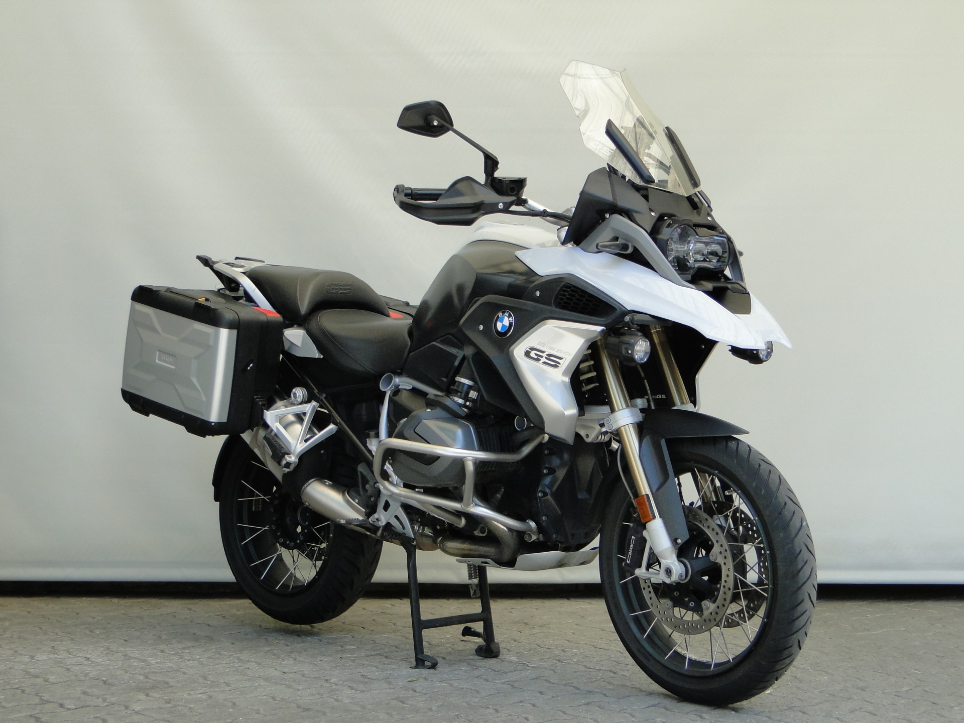 BMW R 1250 GS-showroom-element-1