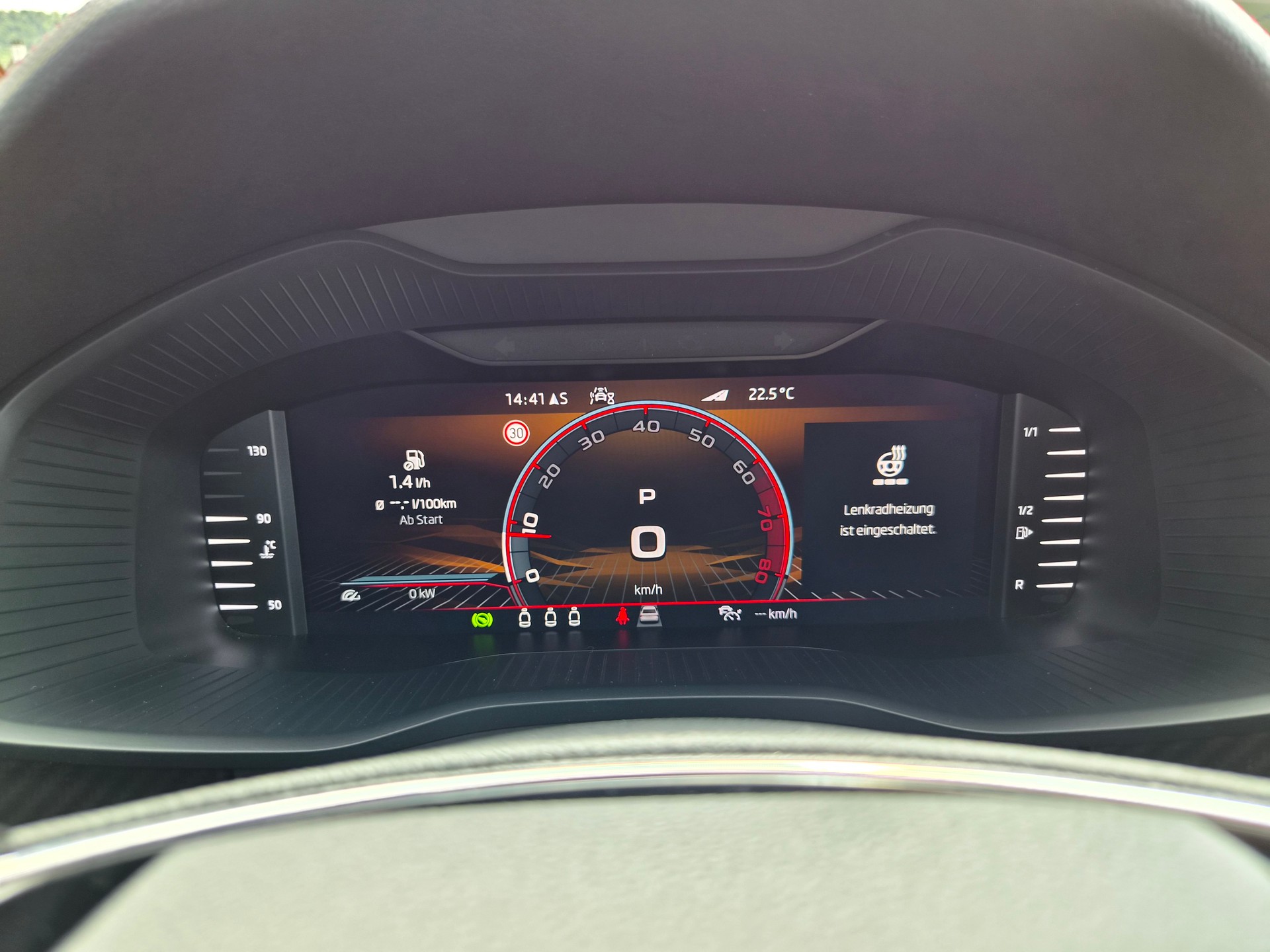 SKODA Kodiaq 2.0 TSI 4x4 RS-image-17