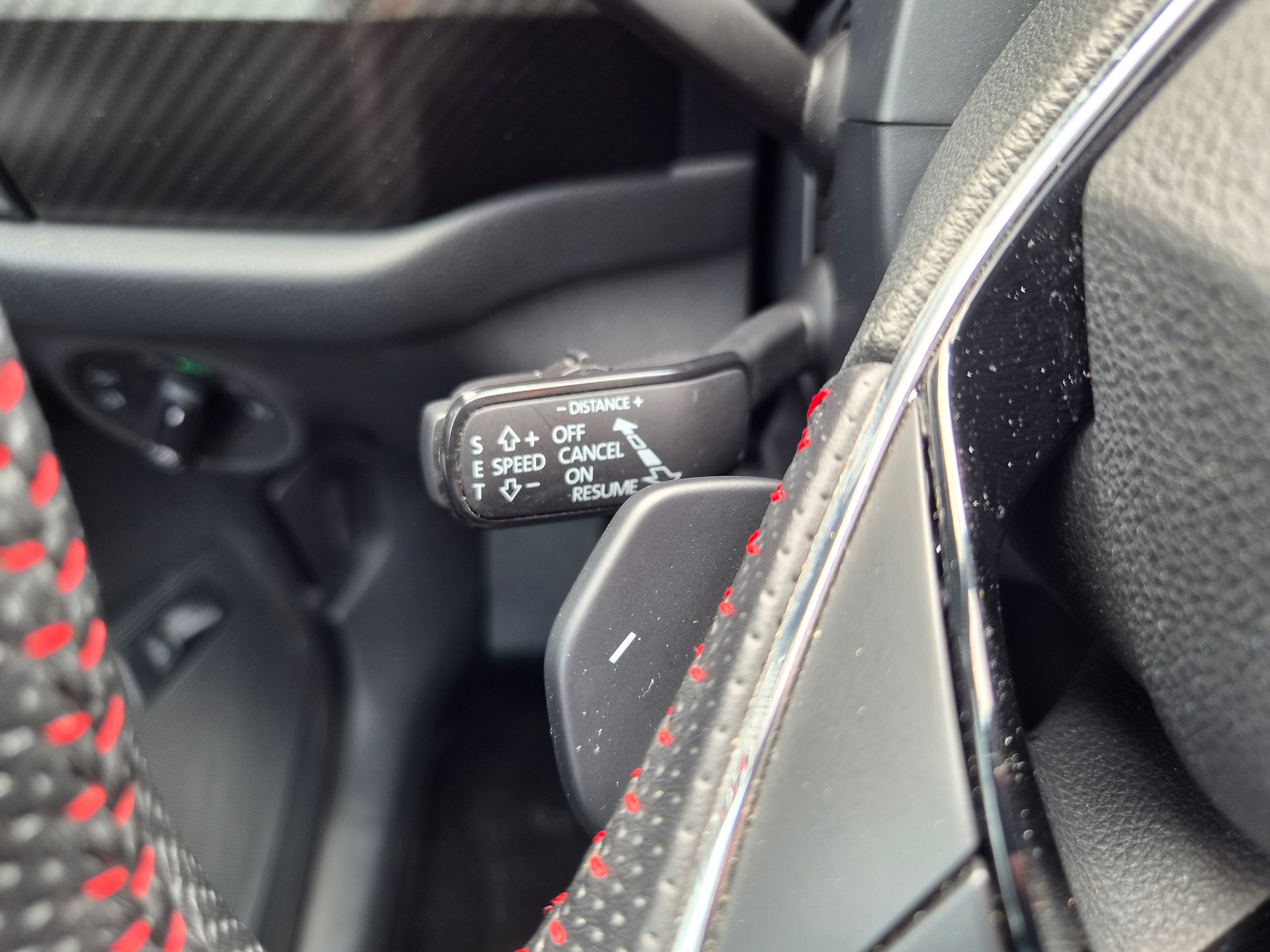 SKODA Kodiaq 2.0 TSI 4x4 RS-image-18