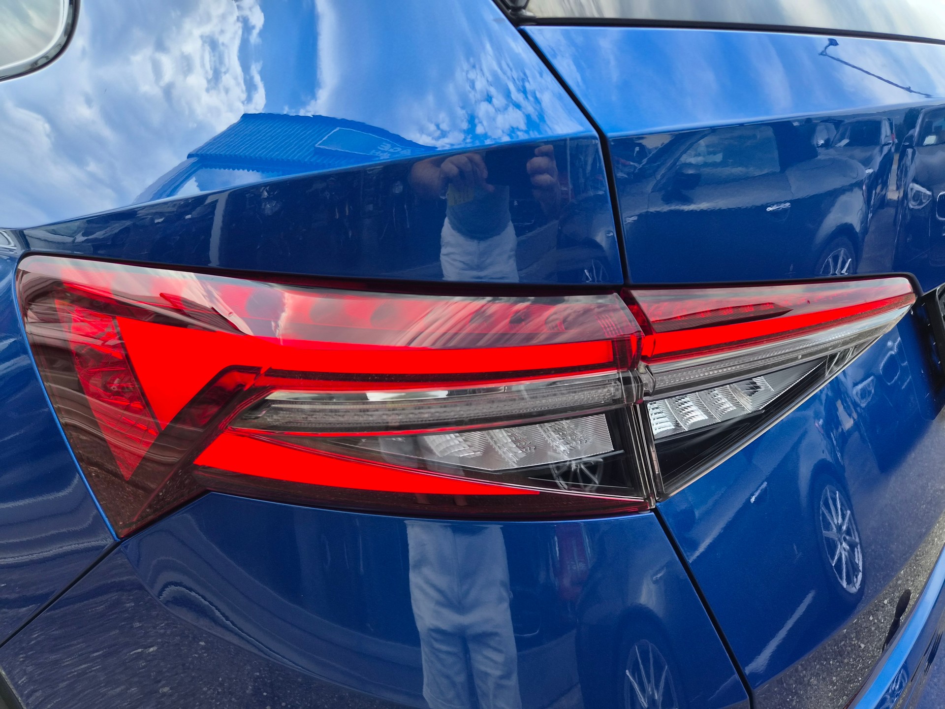 SKODA Kodiaq 2.0 TSI 4x4 RS-image-30