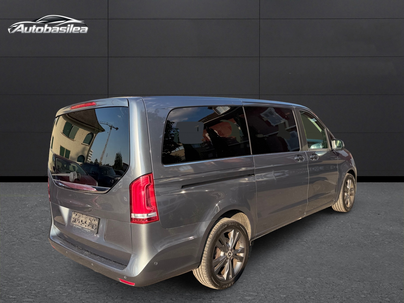 MERCEDES-BENZ V 250 d Blue Tec lang 4Matic 7G-Tronic-image-4