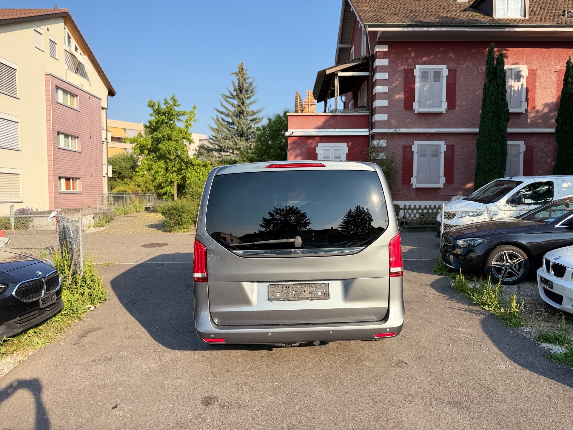 MERCEDES-BENZ V 250 d Blue Tec lang 4Matic 7G-Tronic-image-3