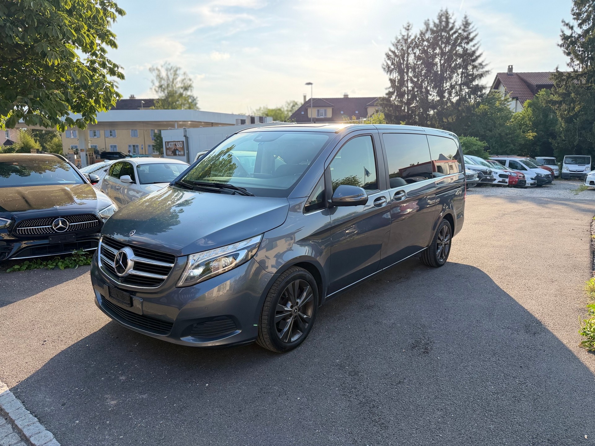 MERCEDES-BENZ V 250 d Blue Tec lang 4Matic 7G-Tronic-image-1