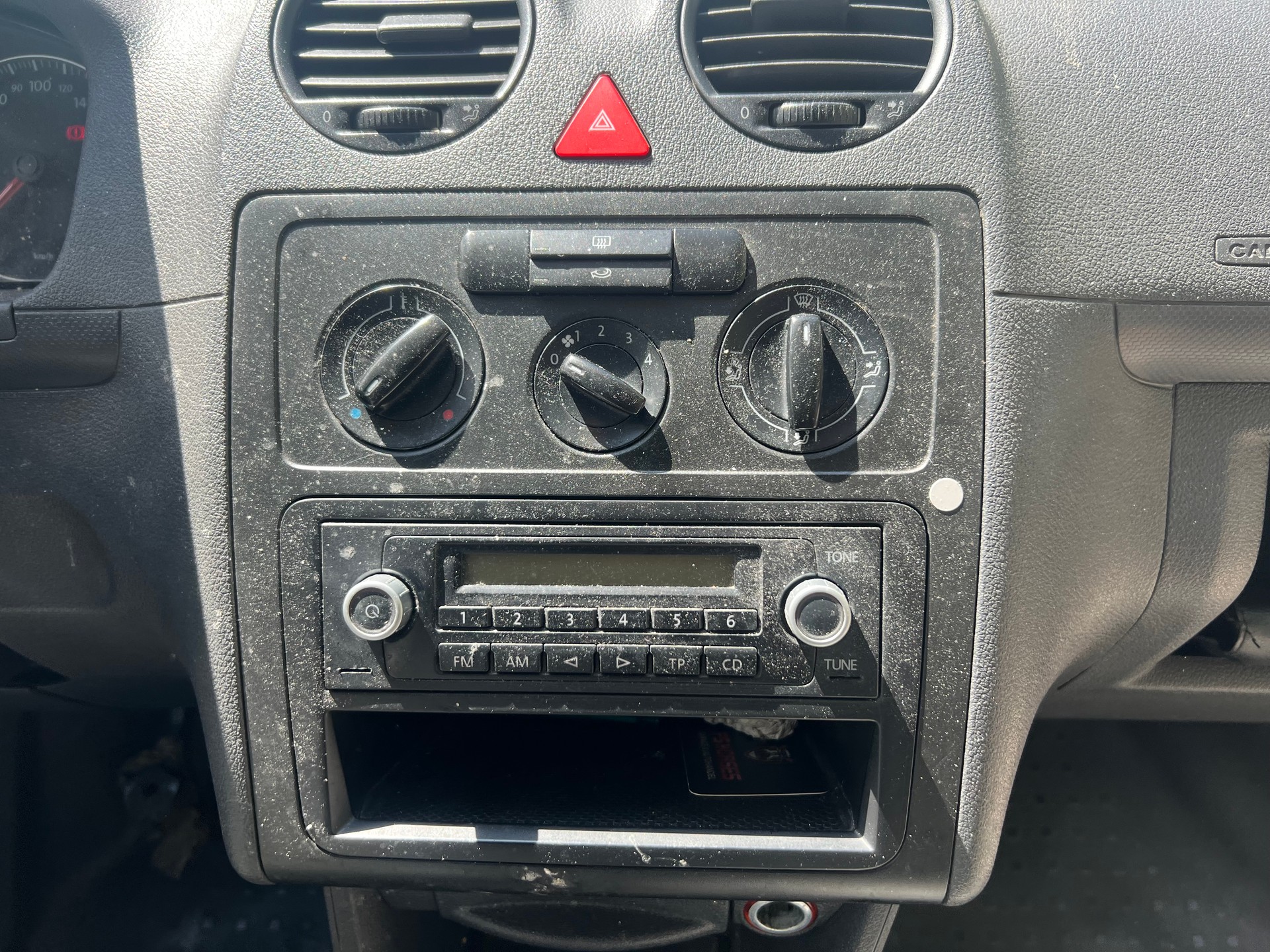 VW Caddy 2.0 EcoFuel-image-9