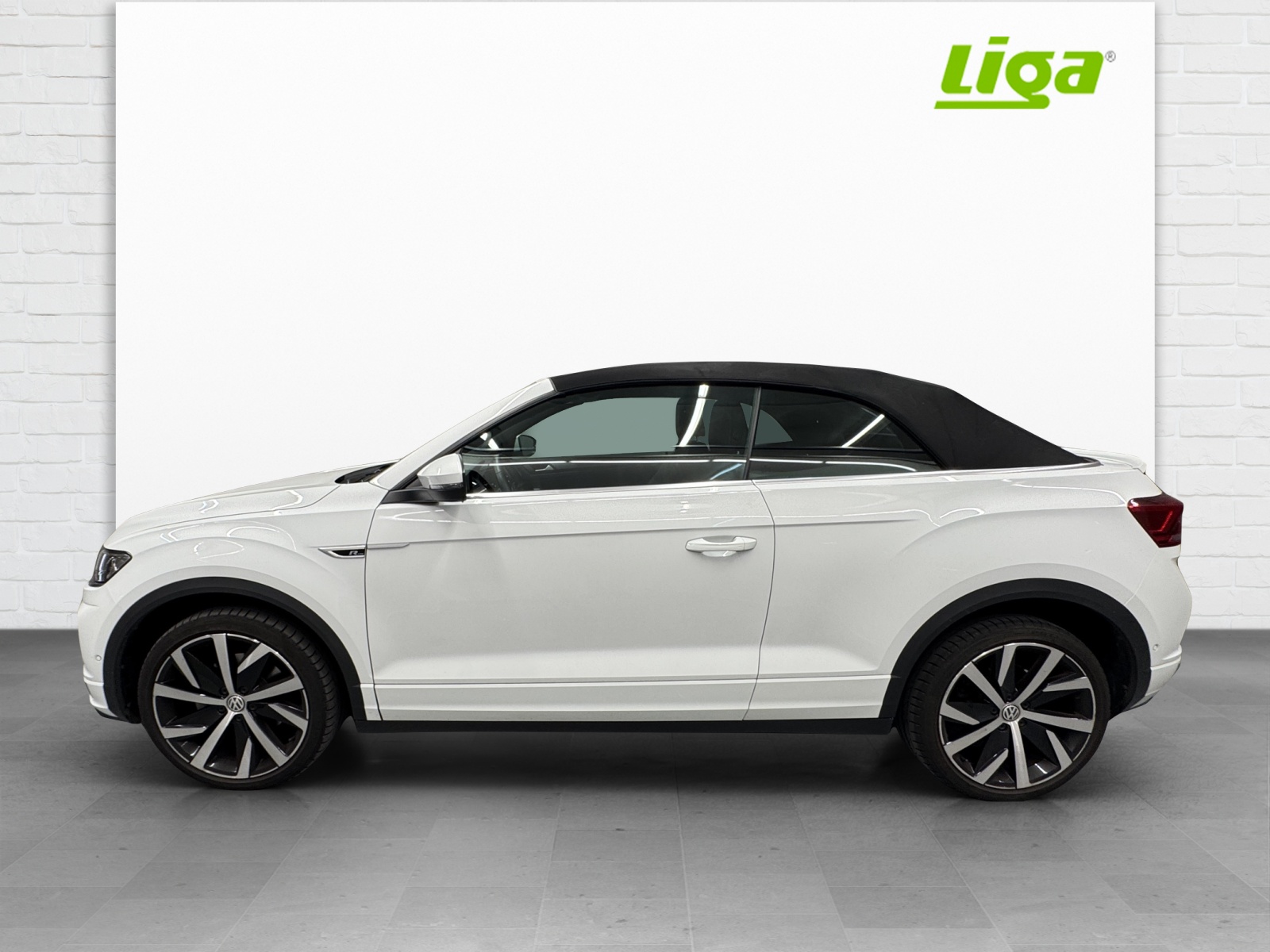 VW T-Roc Cabriolet 1.5 TSI R-Line DSG-image-2