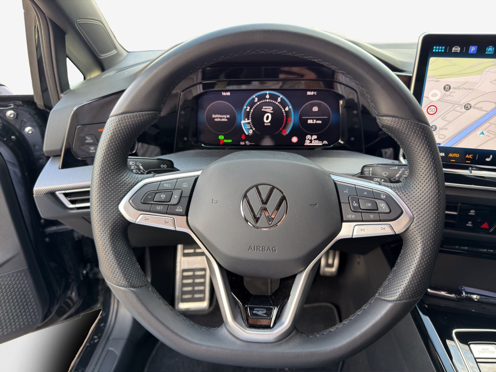 VW Golf 1.5 e TSI mHEV R-Line DSG-image-9