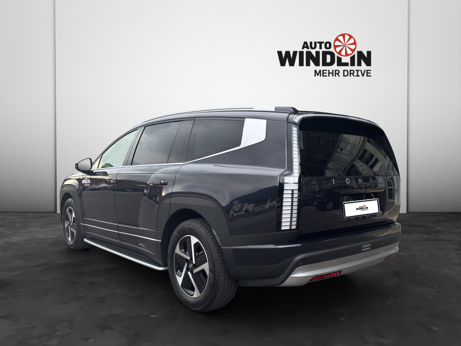 HYUNDAI Ioniq 9 110kWh Amplia 4WD-image-2