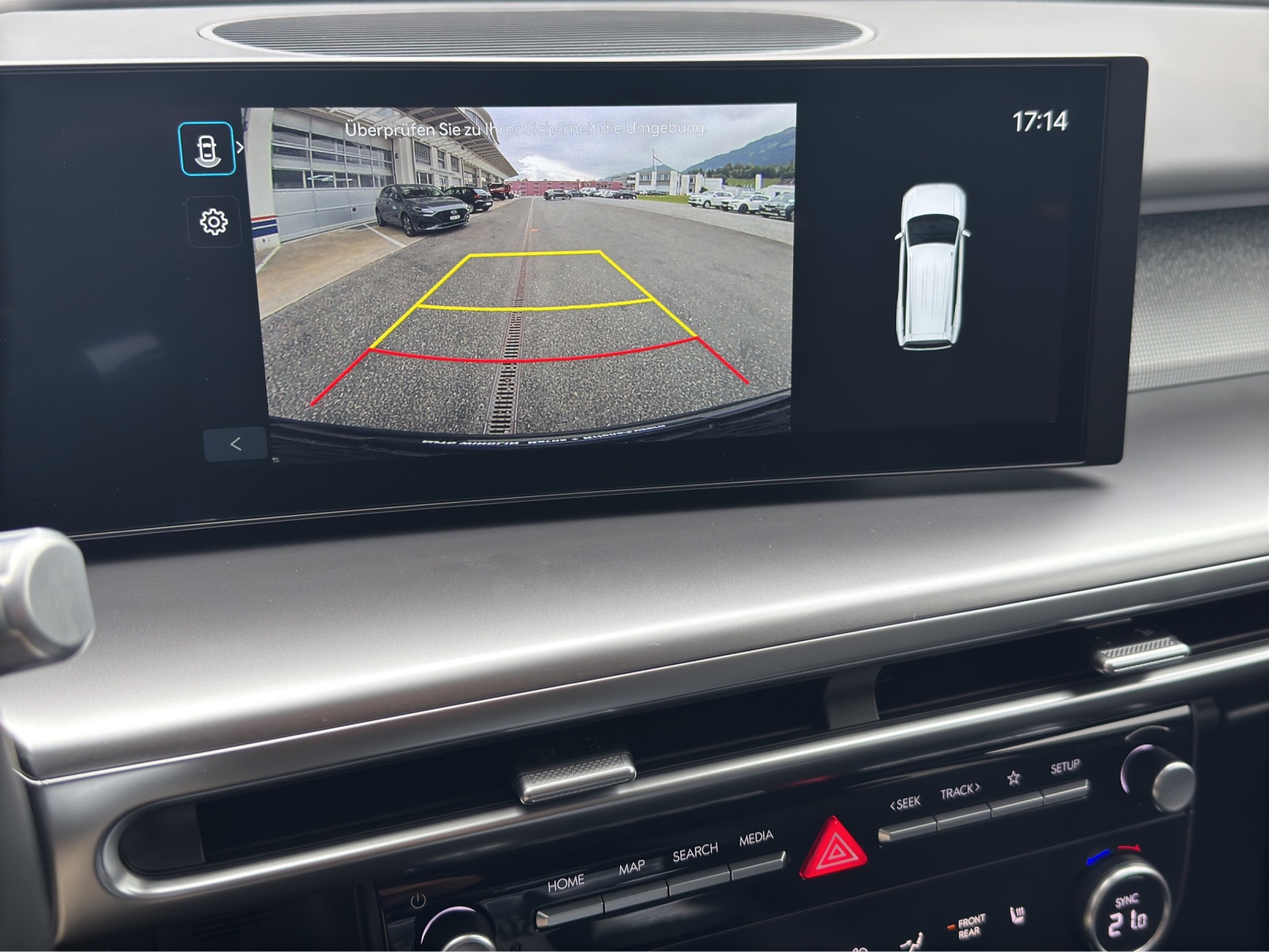 HYUNDAI Ioniq 9 110kWh Amplia 4WD-image-14