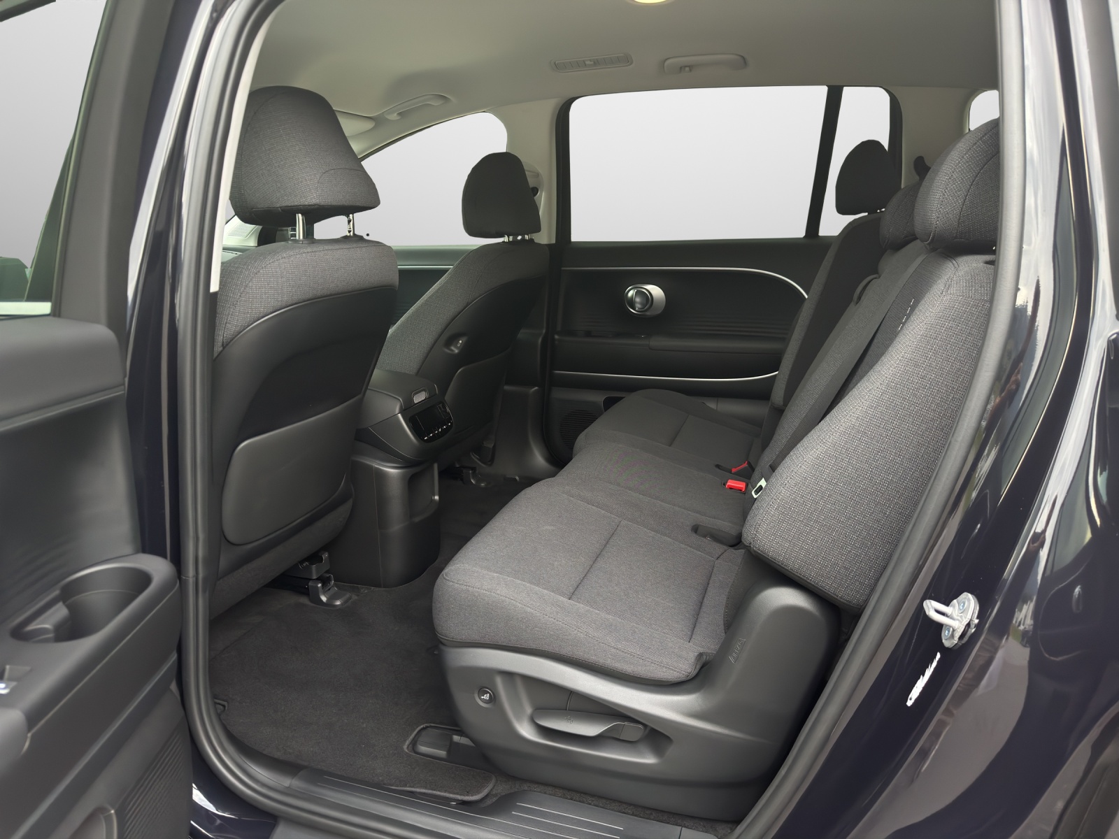 HYUNDAI Ioniq 9 110kWh Amplia 4WD-image-8