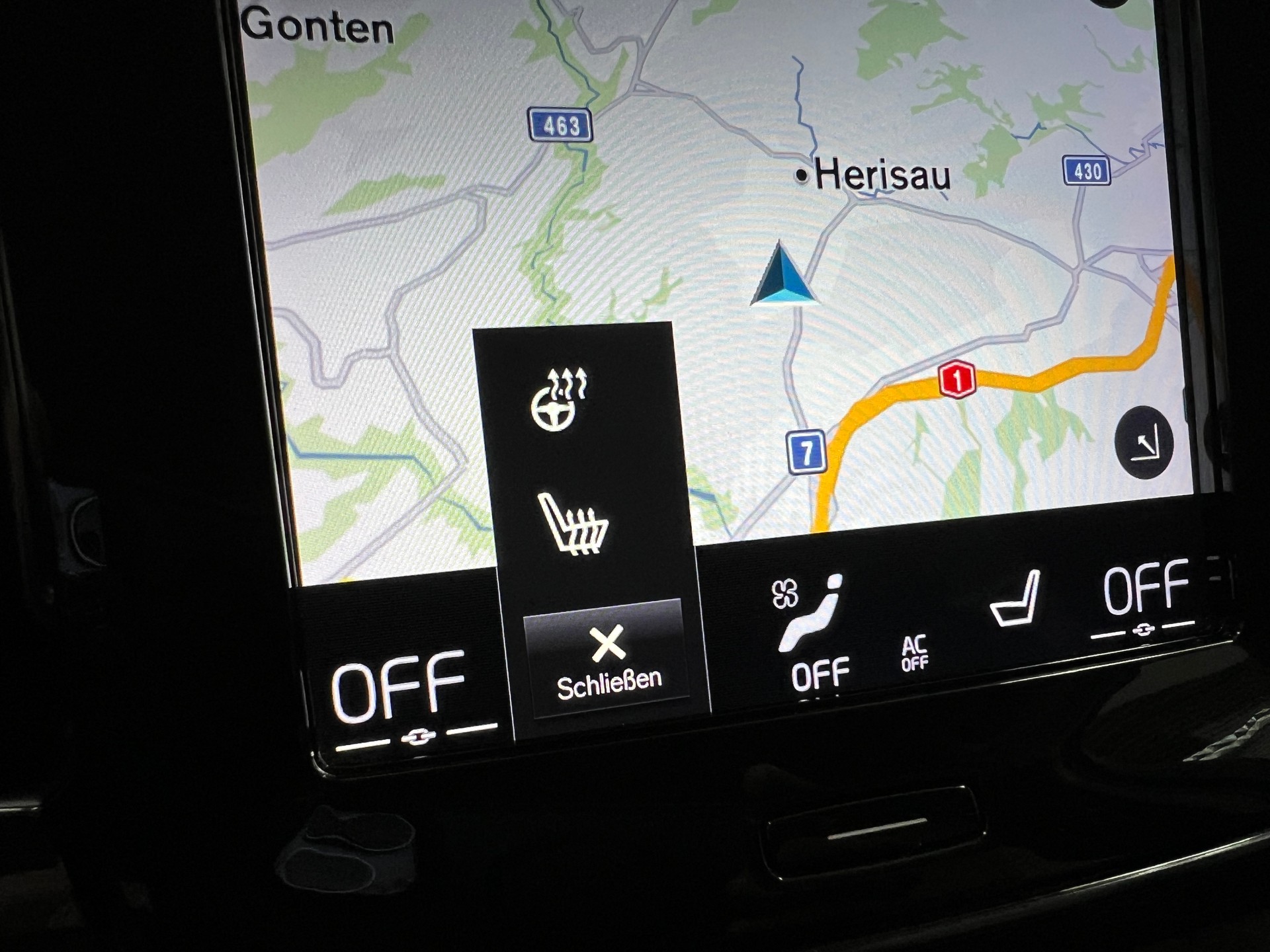 VOLVO XC40 D4 AWD Momentum Geartronic-image-11