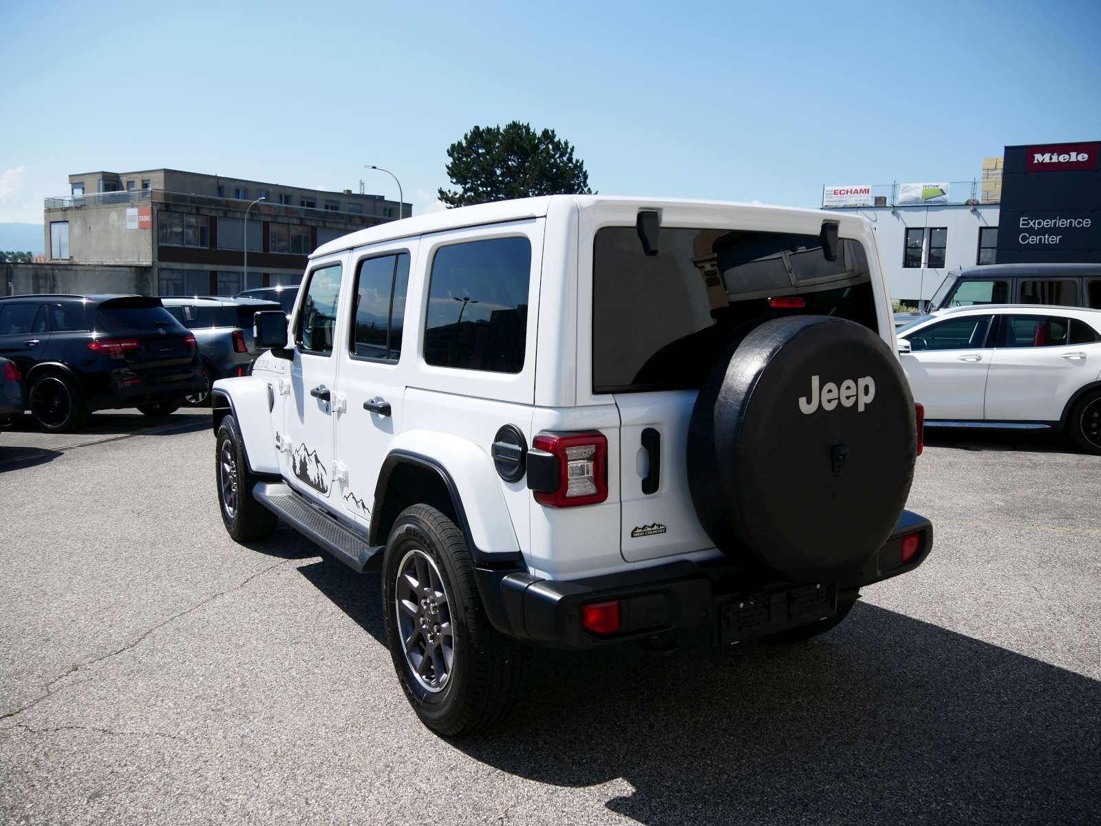 JEEP Wrangler 2.0 Unlimited 80TH Anniversary Automatic-image-2
