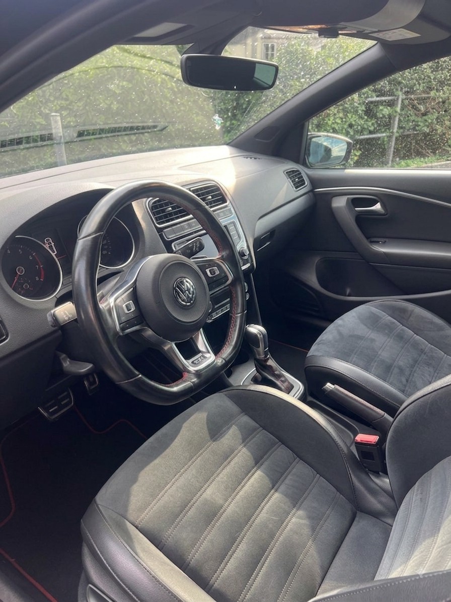 VW 1.8 TSI GTI BMT-image-2