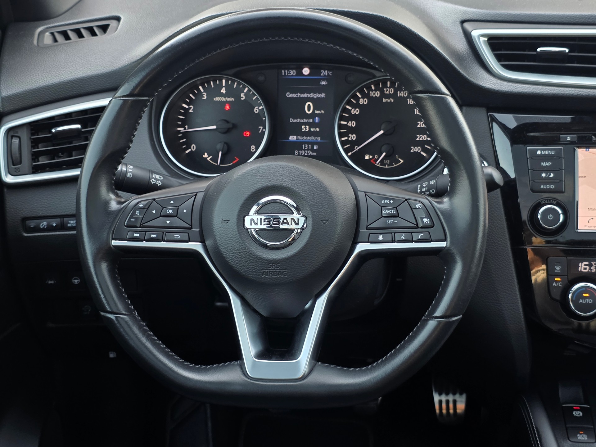 NISSAN Qashqai 1.3 DIG-T MHEV Visia * Vollausstattung * Anhängerkupplung * Panoramadach *-image-14