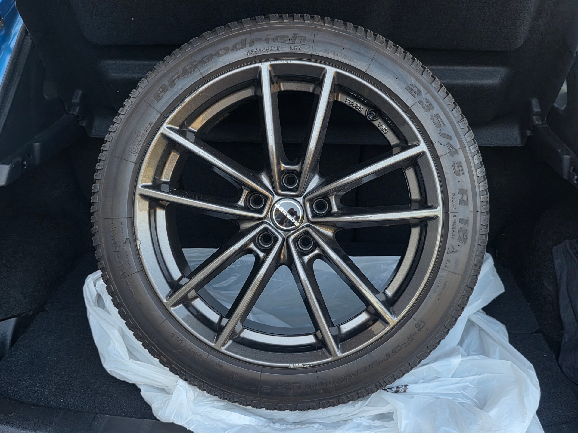 NISSAN Qashqai 1.3 DIG-T MHEV Visia * Vollausstattung * Anhängerkupplung * Panoramadach *-image-7