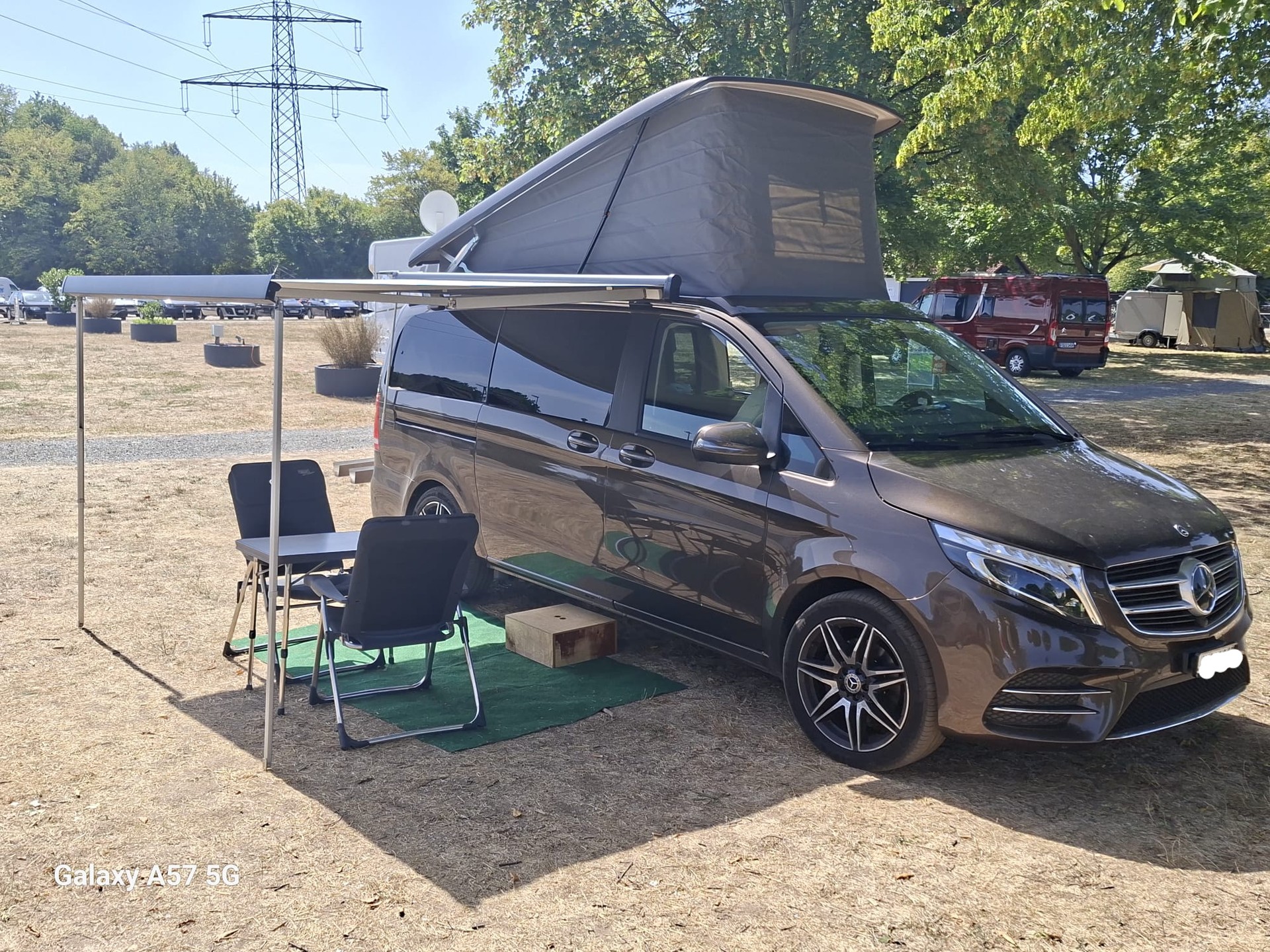 MERCEDES-BENZ 250 d 4matic-image-0