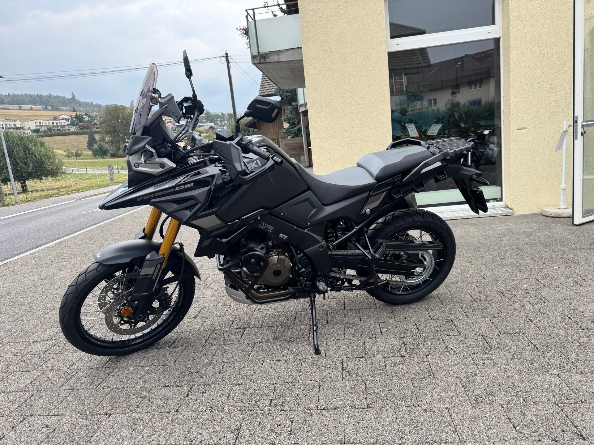 SUZUKI DL 1050 DE