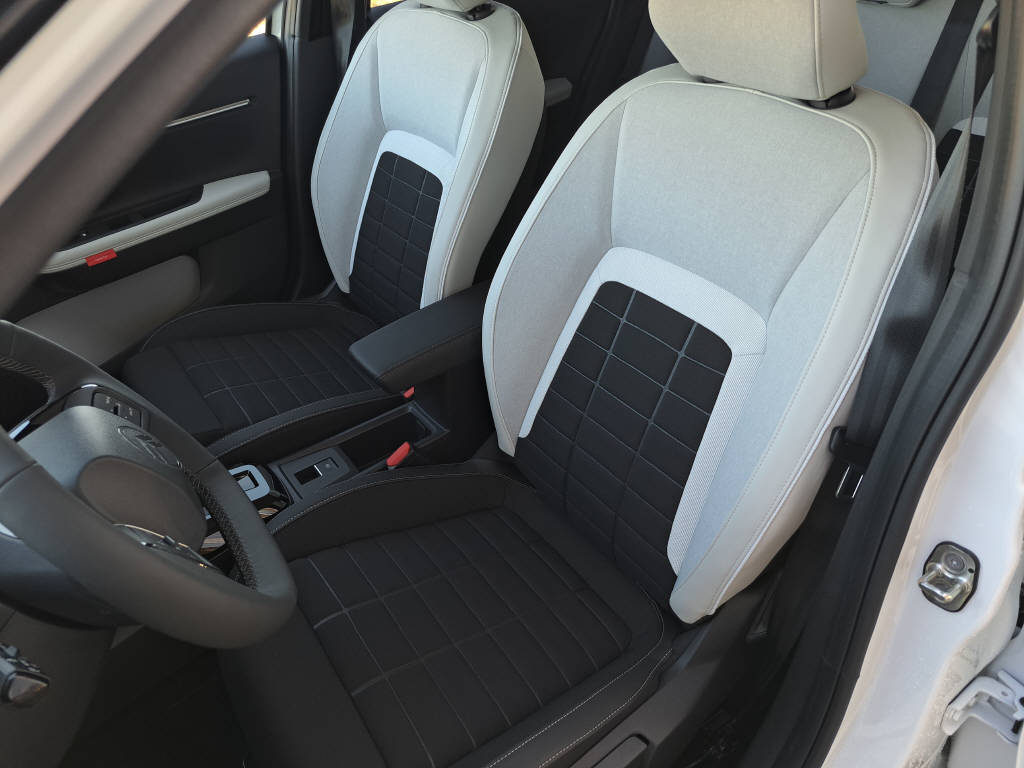 CITROEN C3 1.2 Hybrid Max 110cv autom. (pack hiver)-image-8