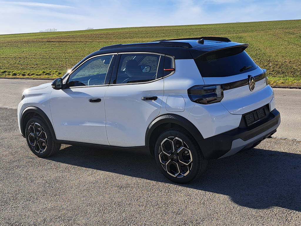 CITROEN C3 1.2 Hybrid Max 110cv autom. (pack hiver)-image-2