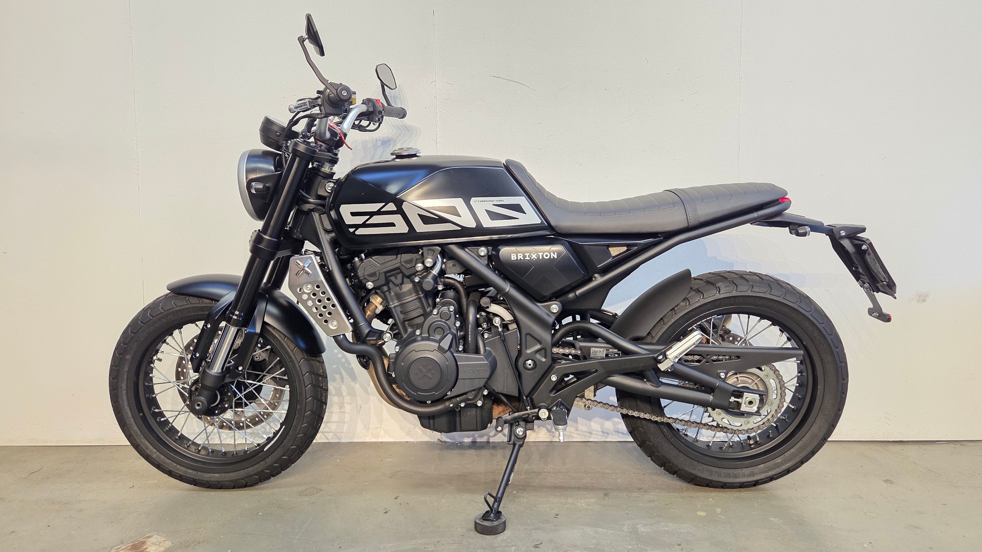 BRIXTON Crossfire 500 X-showroom-element-1