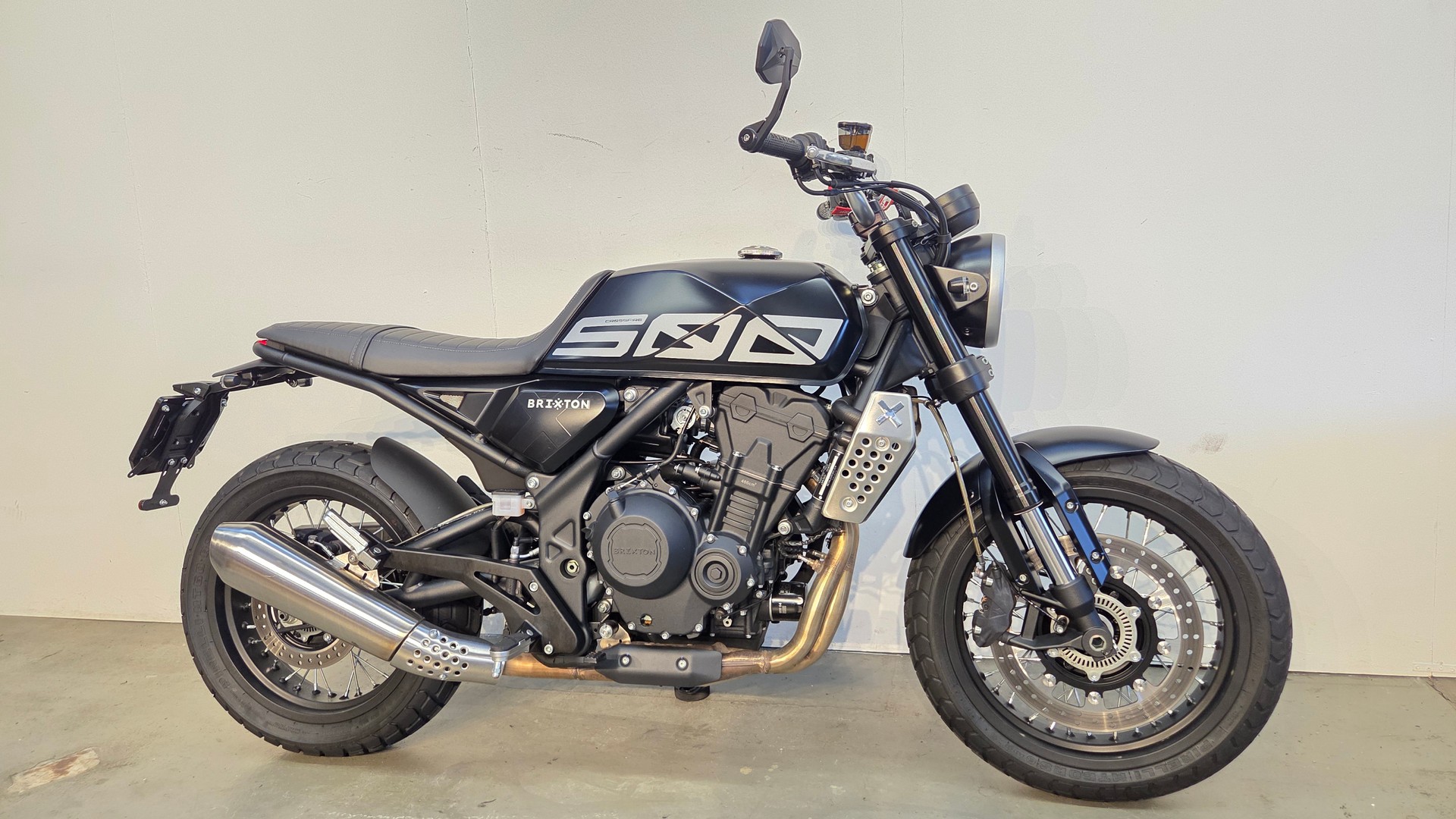 BRIXTON Crossfire 500 X-showroom-element-2