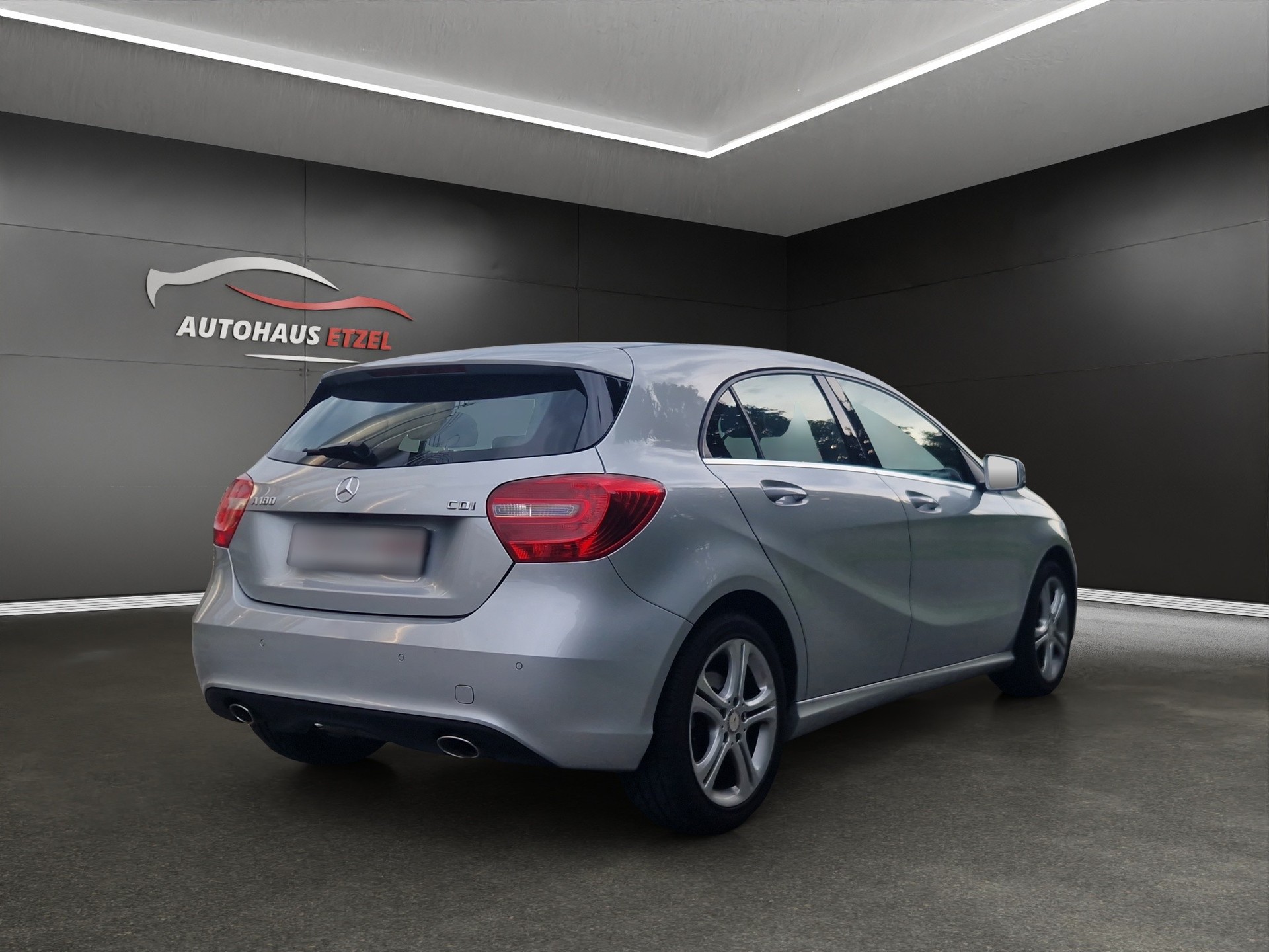 MERCEDES-BENZ A 180 CDI BlueEfficiency Edition-image-5