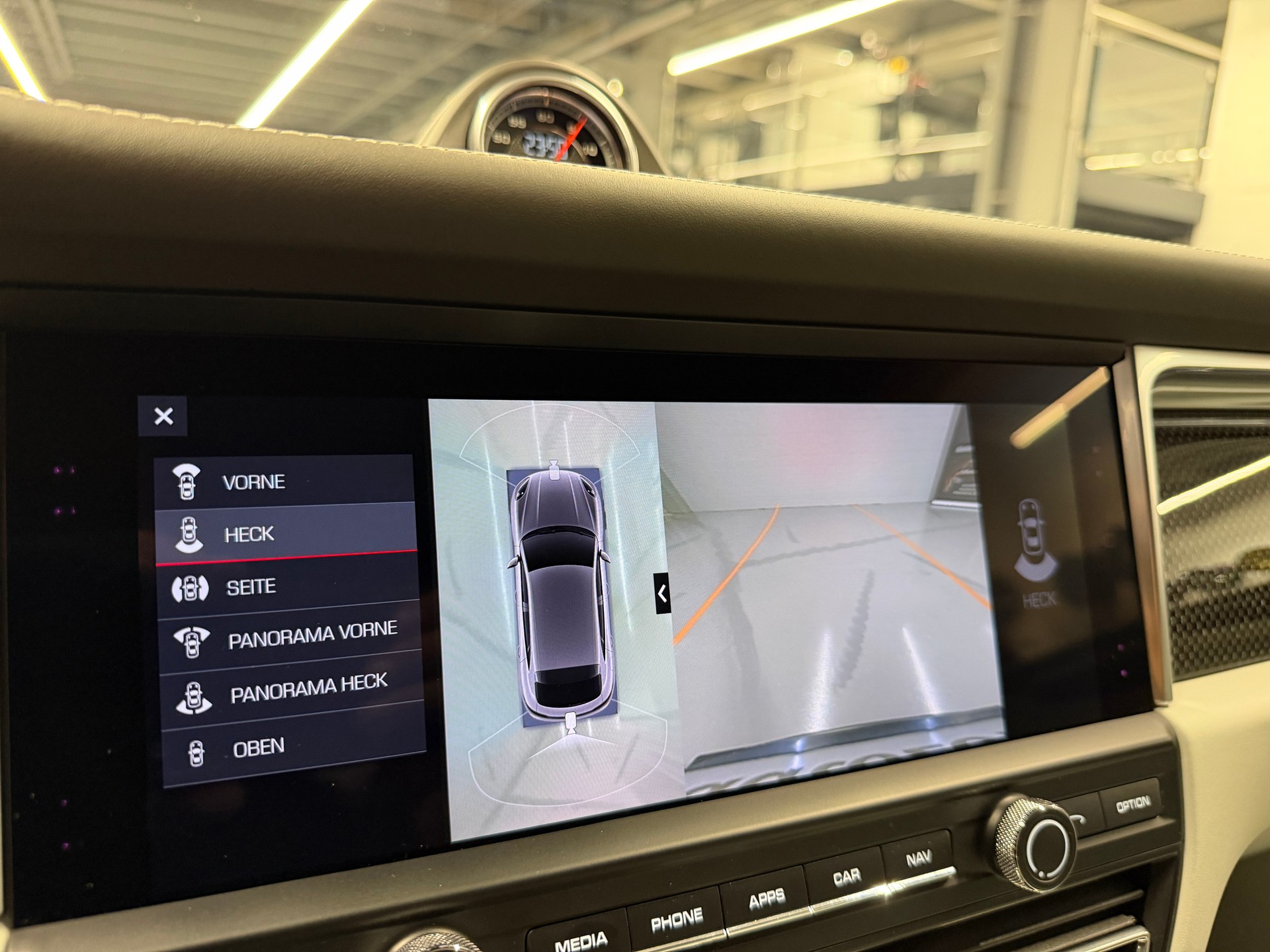 PORSCHE Macan 2.9 V6 GTS *Porsche Approved bis 06.2027*Frisch ab Porsche Service*Bose Surround Soundsystem*-image-25