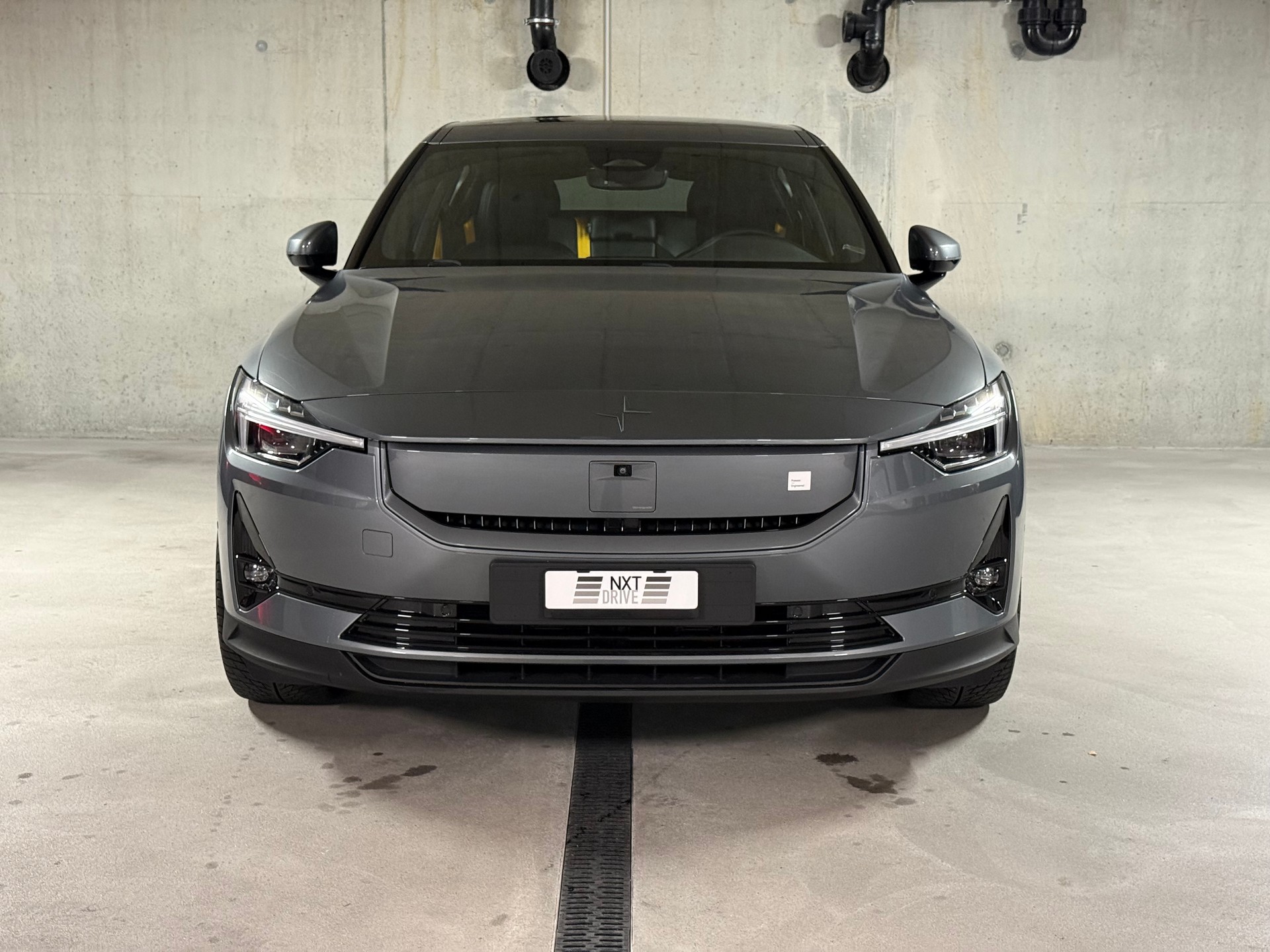 POLESTAR Polestar 2 Long Range Dual Performance 82 kWh MY25-image-1