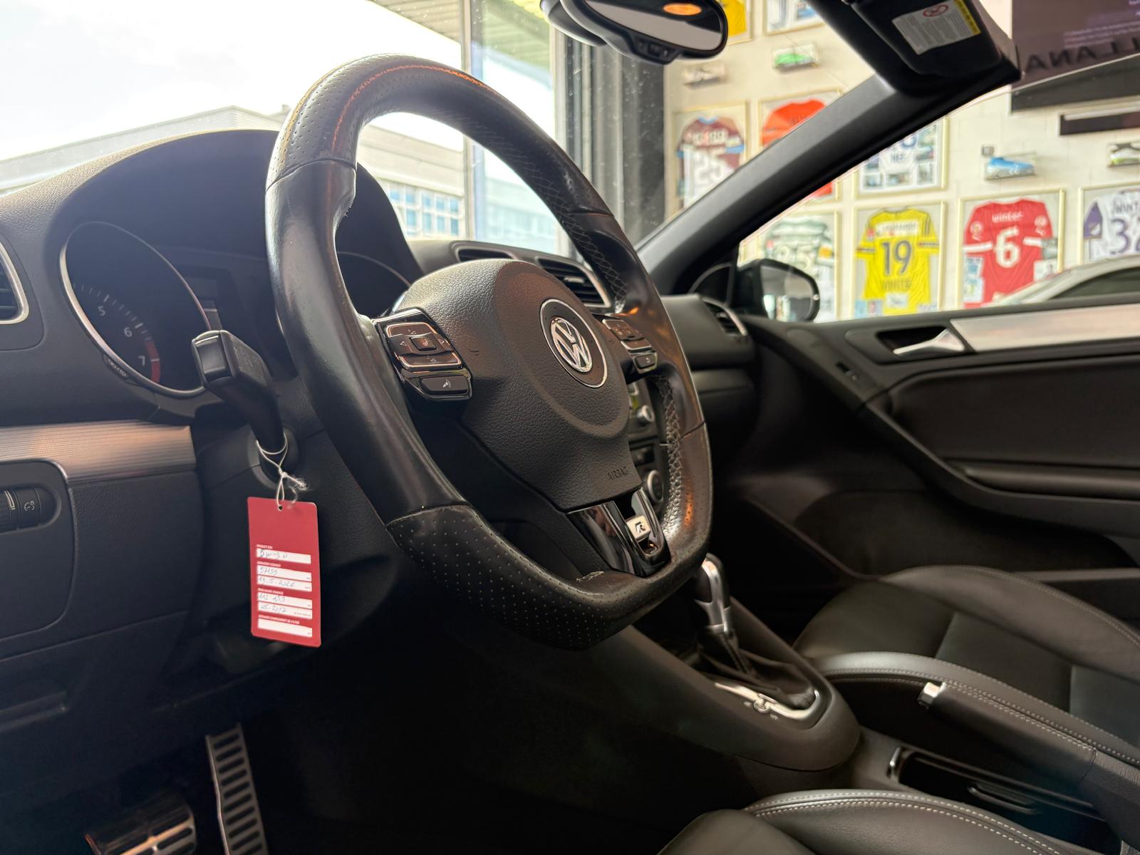 VW Golf VI Cabriolet 2.0 TSI R DSG-image-20