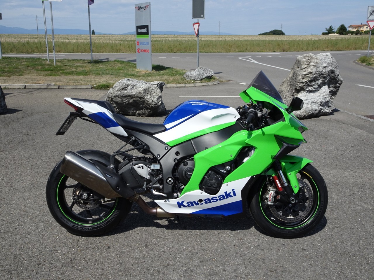 KAWASAKI Ninja ZX-10 RR 40th Anniversary-showroom-element-3