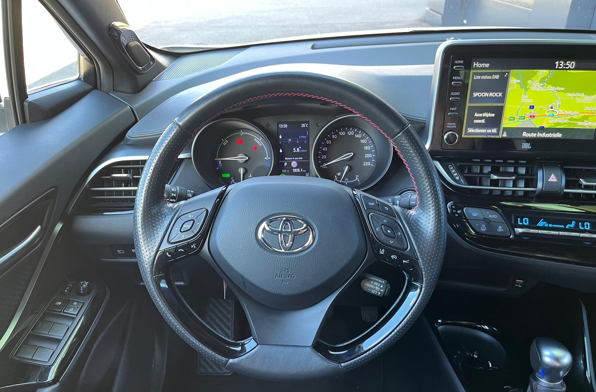 TOYOTA C-HR 2.0 HSD CVT GR Sport-image-14