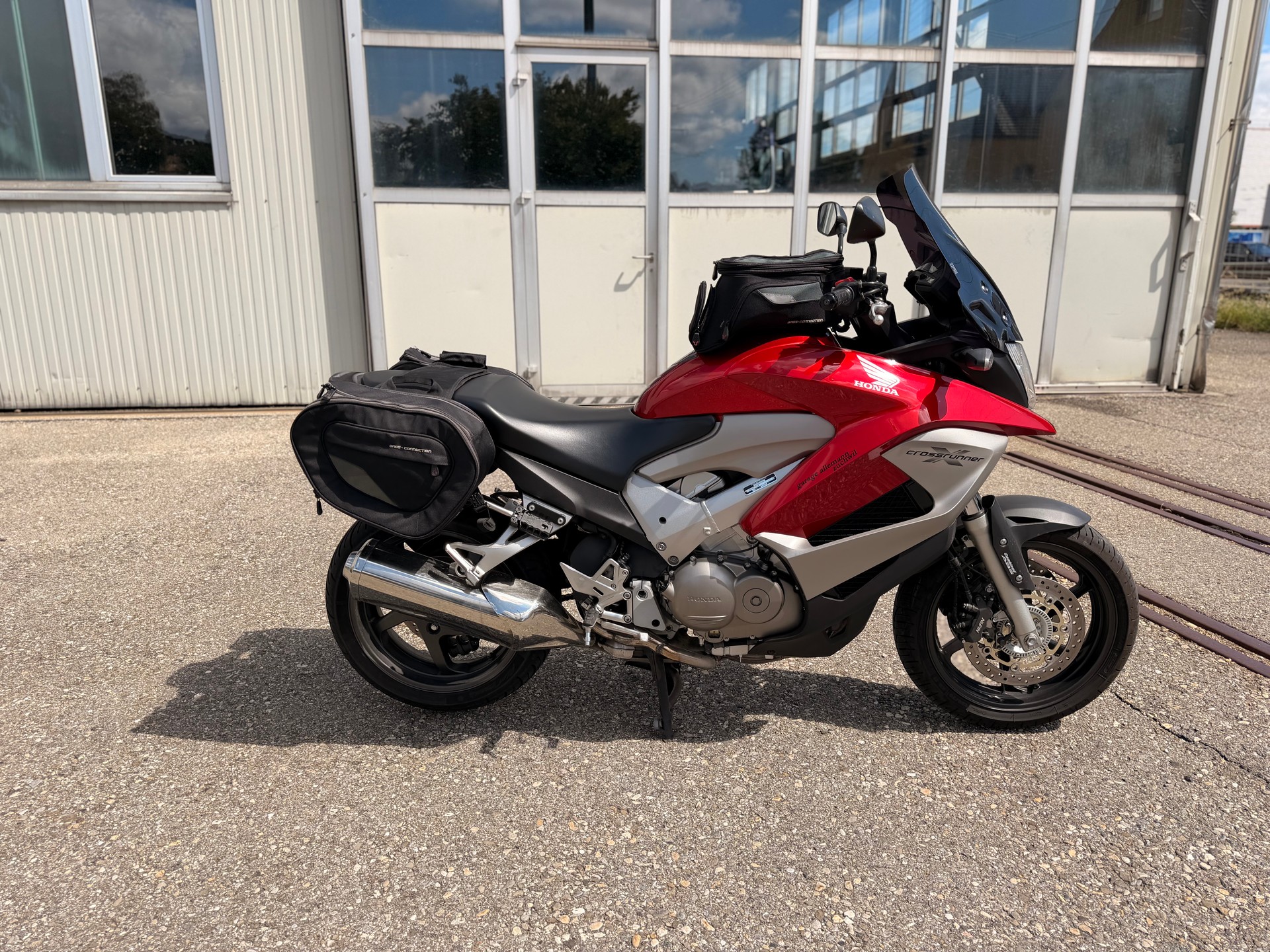 HONDA VFR 800 XA Crossrunner