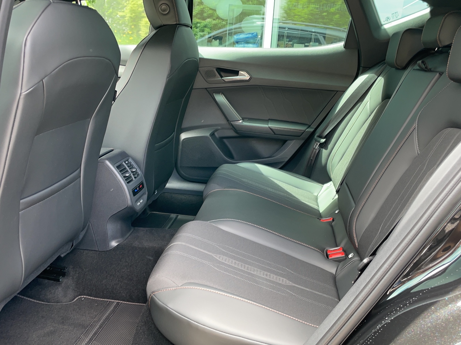 CUPRA Formentor 1.5 TSI Inicio DSG-image-10
