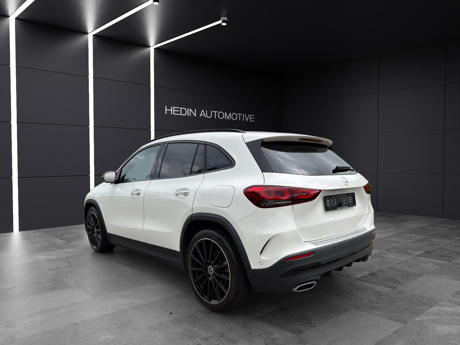 MERCEDES-BENZ GLA 250 AMG Line 4matic-image-2