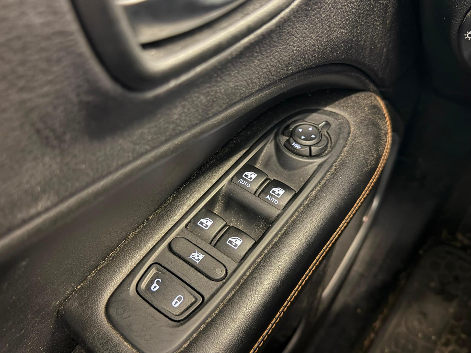 JEEP Compass 1.4 MultiAir Limited AWD-image-9