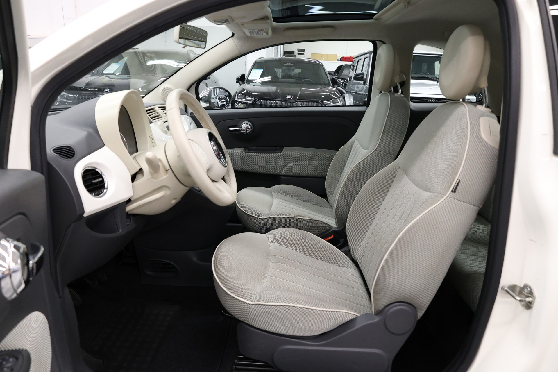 FIAT 500 1.2 Lounge-image-11