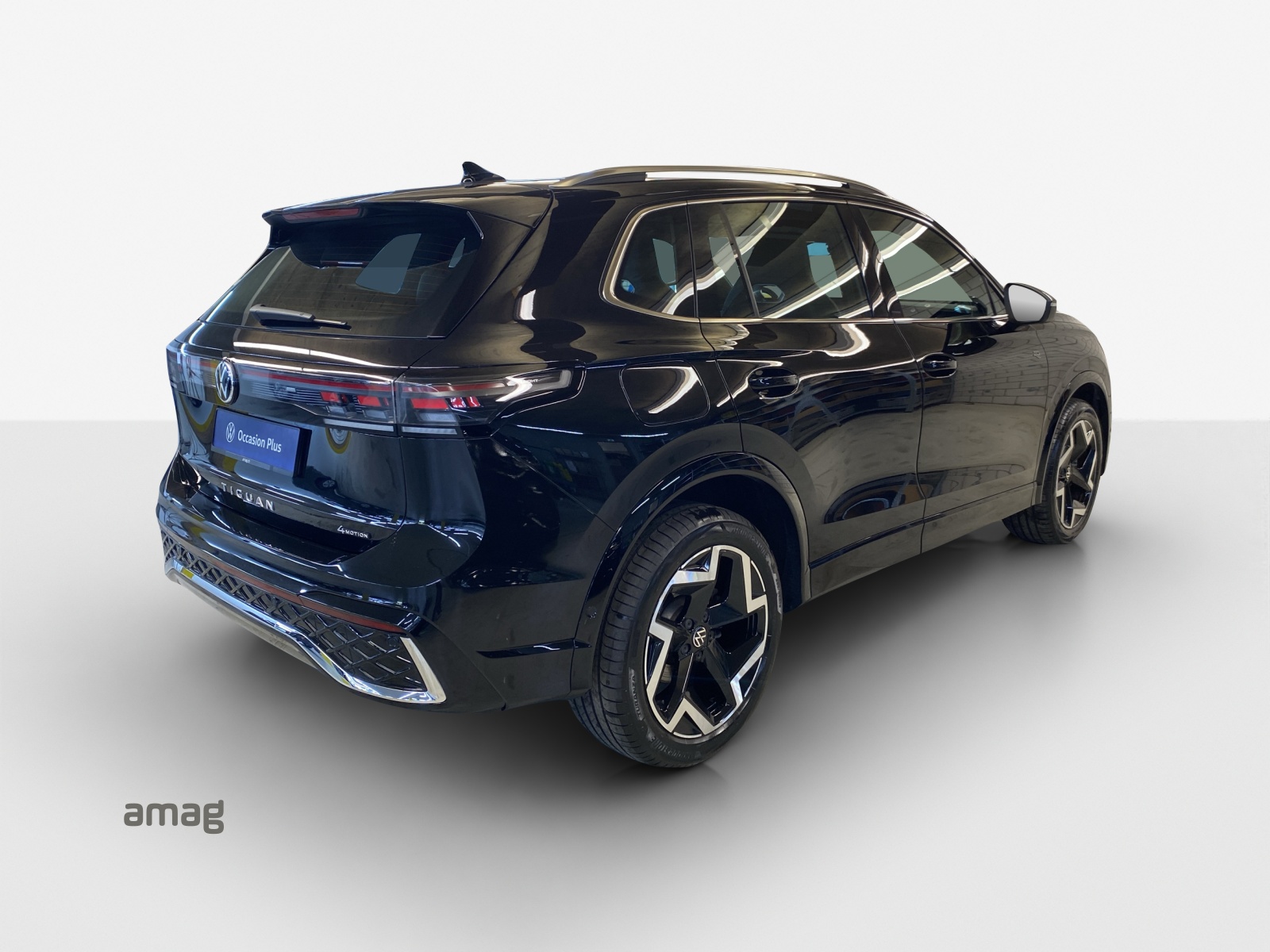 VW Tiguan 2.0 TSI DSG R-Line 4Motion-image-4
